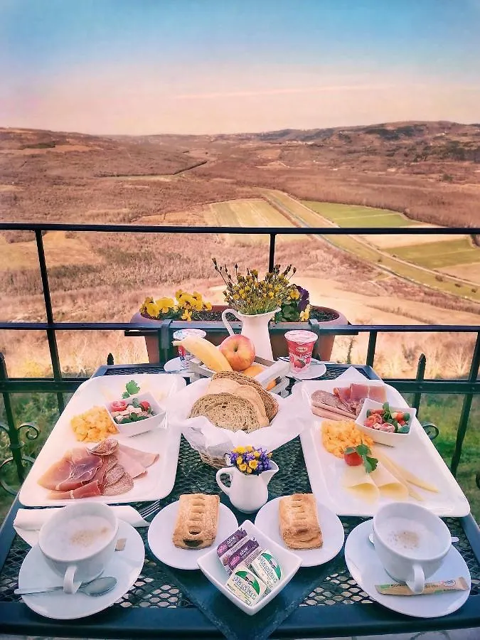 Villa Borgo B&B Motovun Bed & Breakfast