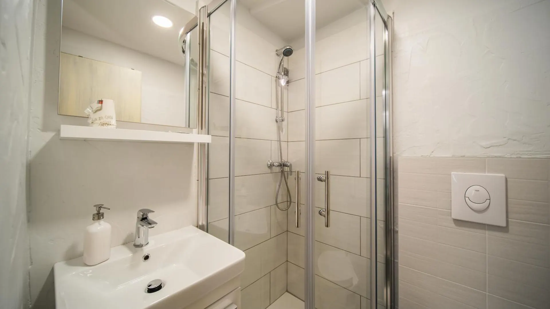 Villa Borgo B&B Motovun 3*,  Croatia