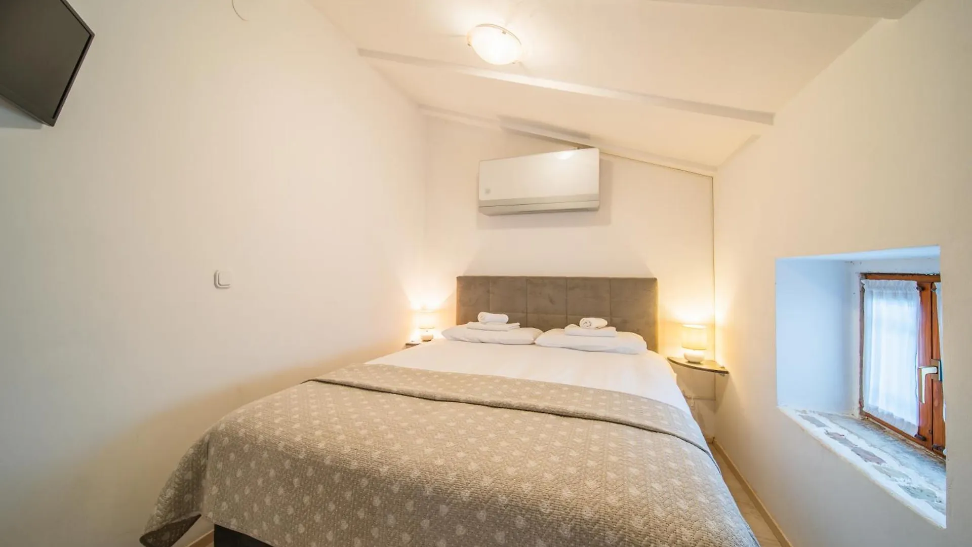 Villa Borgo B&B Motovun Bed & Breakfast